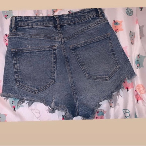 zara Jean shorts used once-size 2 or double 00 - Picture 3 of 3